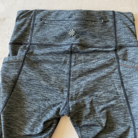 Athleta leggings with pockets - Picture 3 of 5